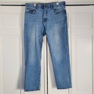 Lee Men's Extreme Motion MVP Straight Fit Tapered Leg Jeans 38x32 Small Holes& *